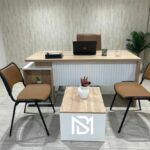 Bureau de direction Violette